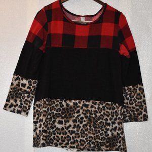 Lilypad  Print Blouse Size 1X